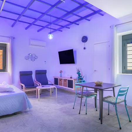 Bellamar Apartment